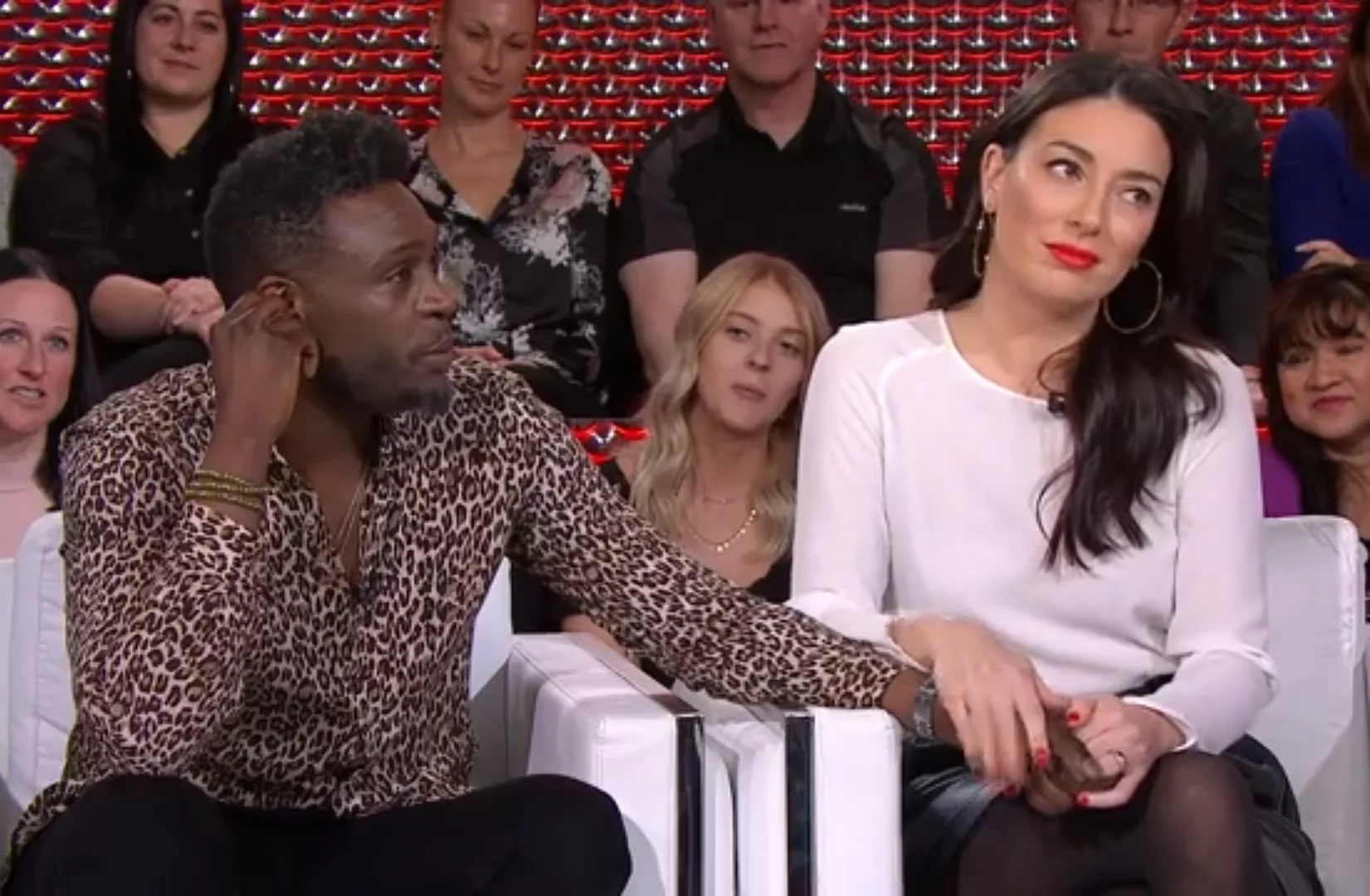 Sofia et Corneille dans « Ça finit bien la semaine »
