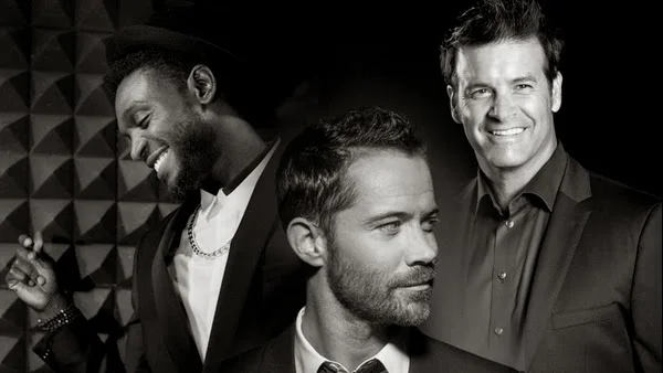 Corneille, Roch Voisine & Emmanuel Moire – Let it snow [Forever Gentlemen]