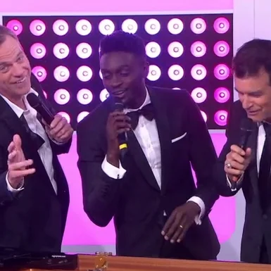 http://www.corneillefans.net/2015/09/corneille-garou-et-roch-voisine-cest-au.html